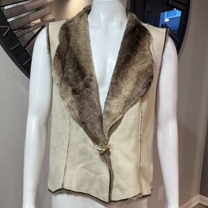 Coldwater Creek Faux Suede Beige Vest with Fully Lined Faux Fur Lining